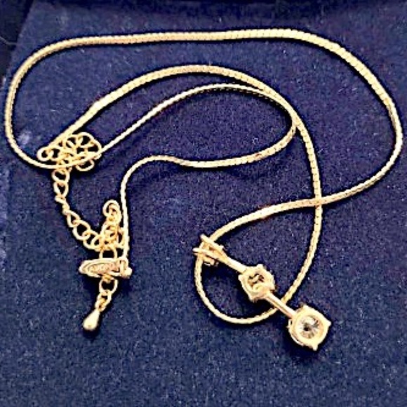 AVON Cubic Zirconium Gold Tone Necklace Three Stone Drop Pendant 10" - Picture 7 of 11